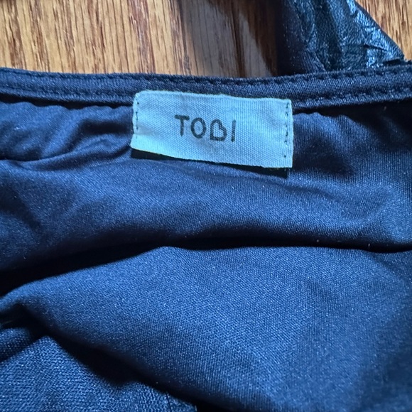 Fortune Teller or Pirate Costume Set - Gold Mini Shorts with Red Coin Wrap - Picture 7 of 8